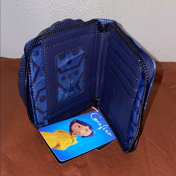 Exclusive Loungefly Coraline Portal Lenticular Framed Portrait Backpack & Wallet main image 13